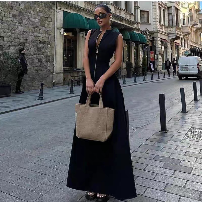 Elegant Black Sleeveless Long Dress – O-Neck, Minimalist Design | Bold, Graceful & Effortlessly Refined